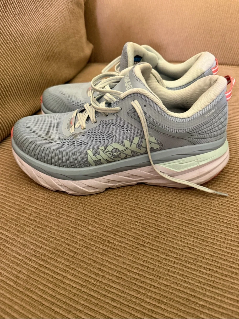 Hoka One One Bondi 7 Women's sneakers - size 9 D (wide) - blue fog/blue grass
